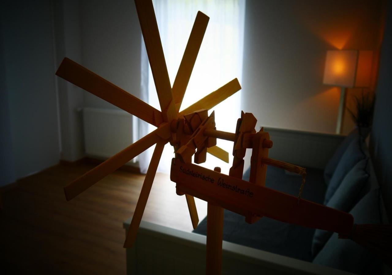 Claus Resch Appartements Leutschach Zimmer foto